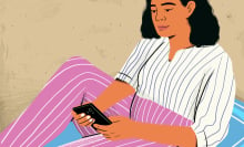 Illustration of a woman sitting on a beach looking at her smartphone. 