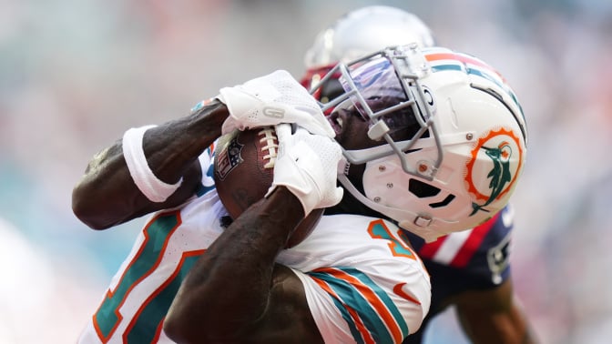 Tyreek Hill of the Miami Dolphins catches a touchdown